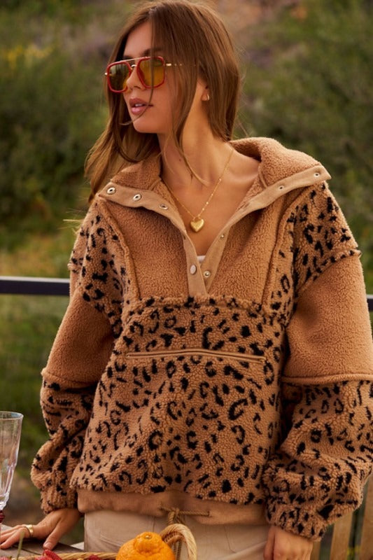 Izzy Leopard Sherpa