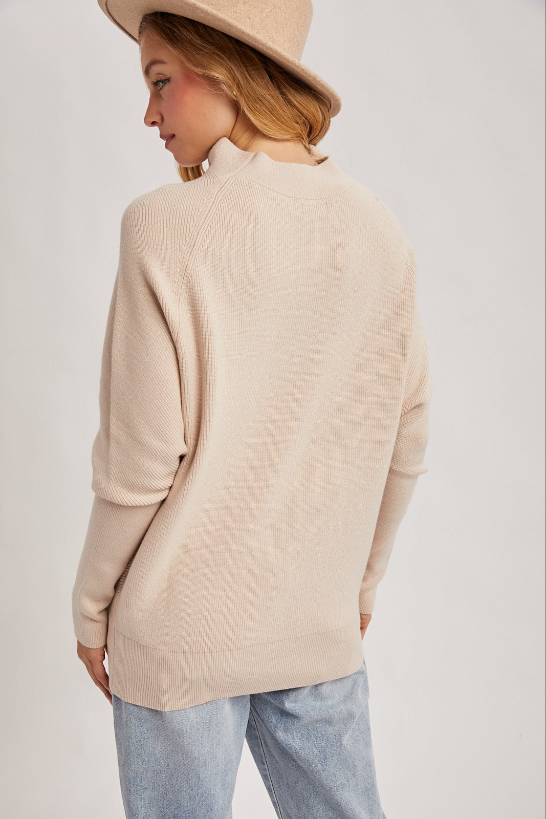 Kyra Slouch Pullover