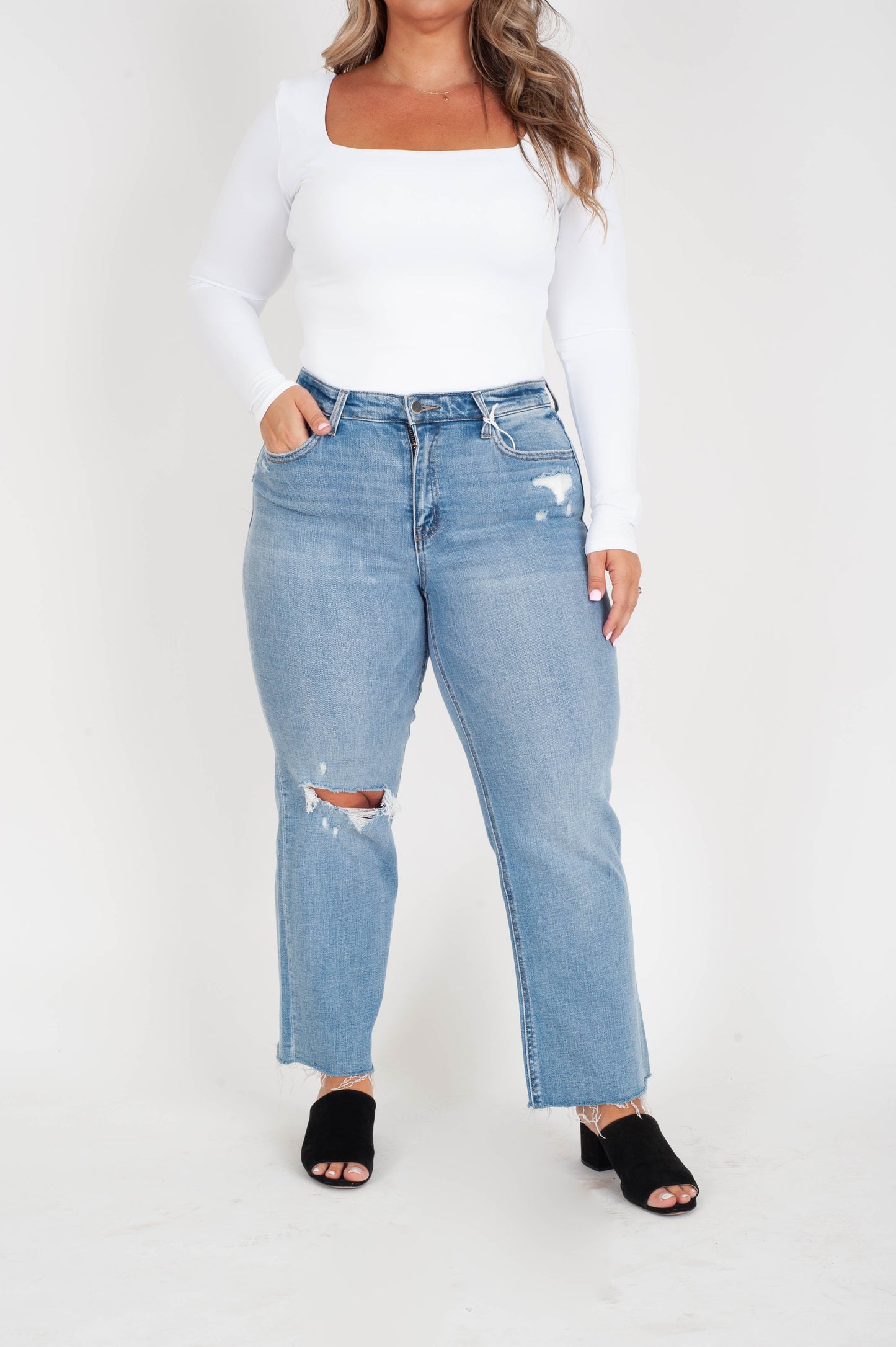 Satisfactory High Rise Wide Jeans