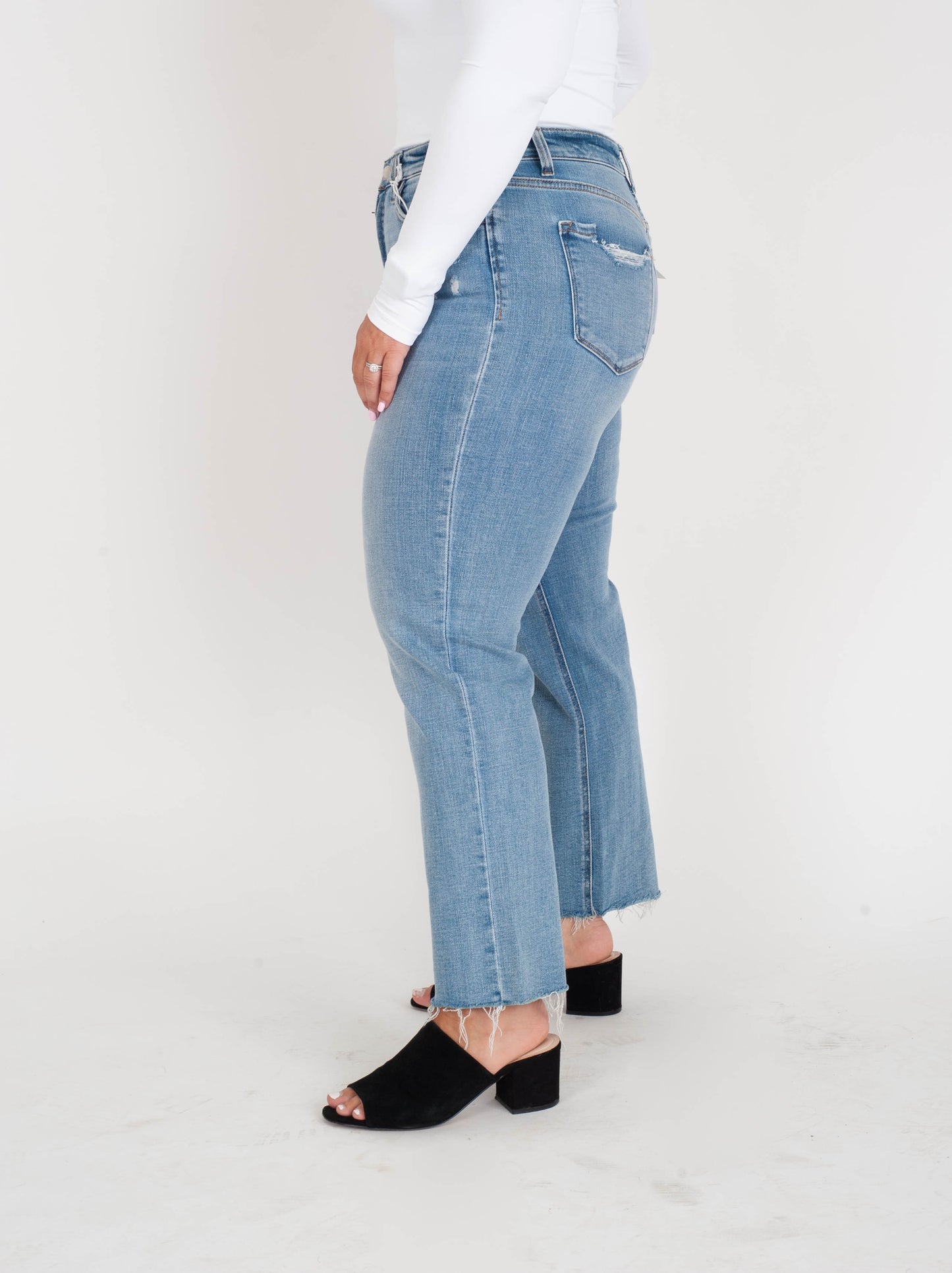 Satisfactory High Rise Wide Jeans