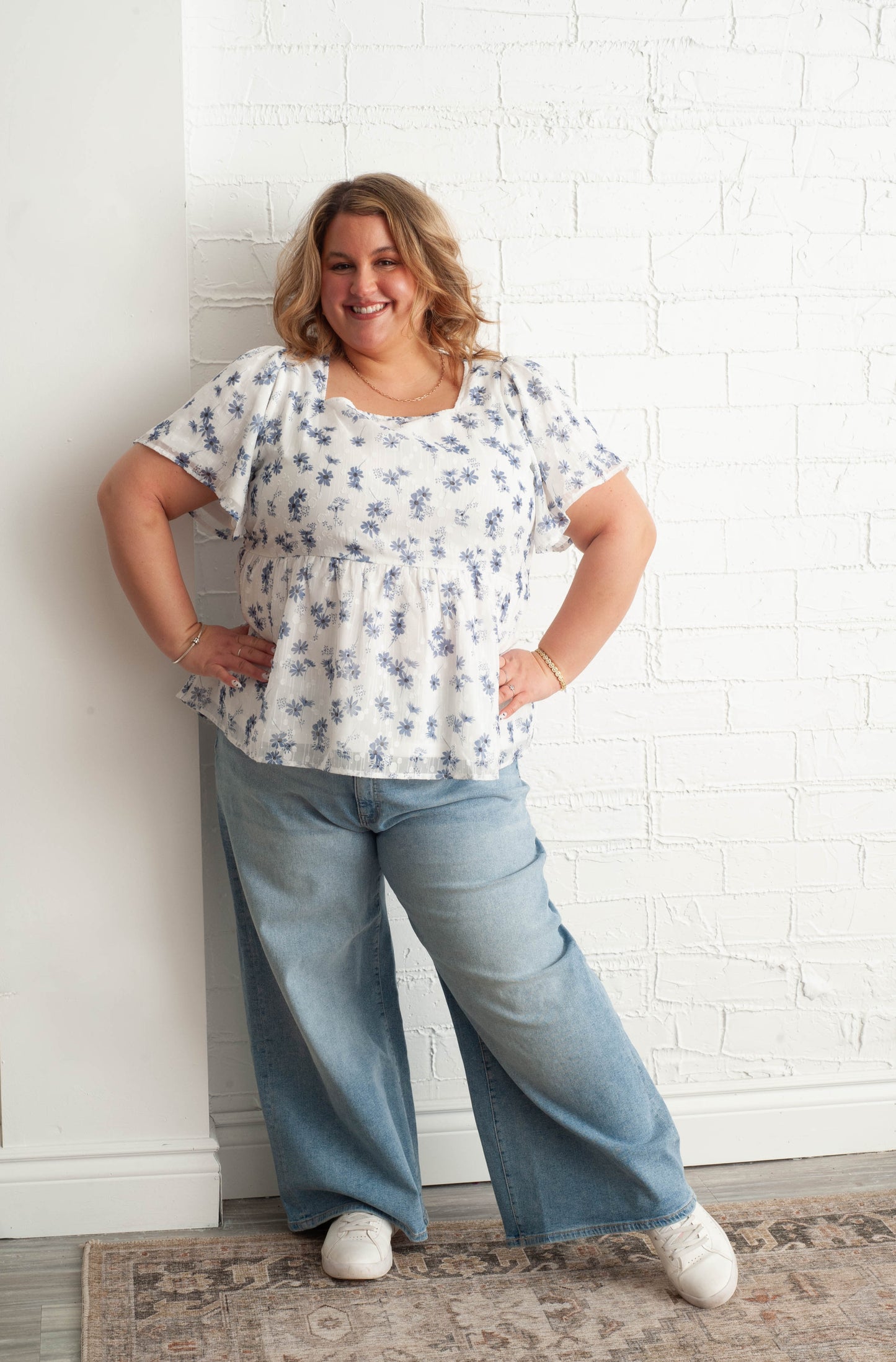 Curvy Annie Blouse