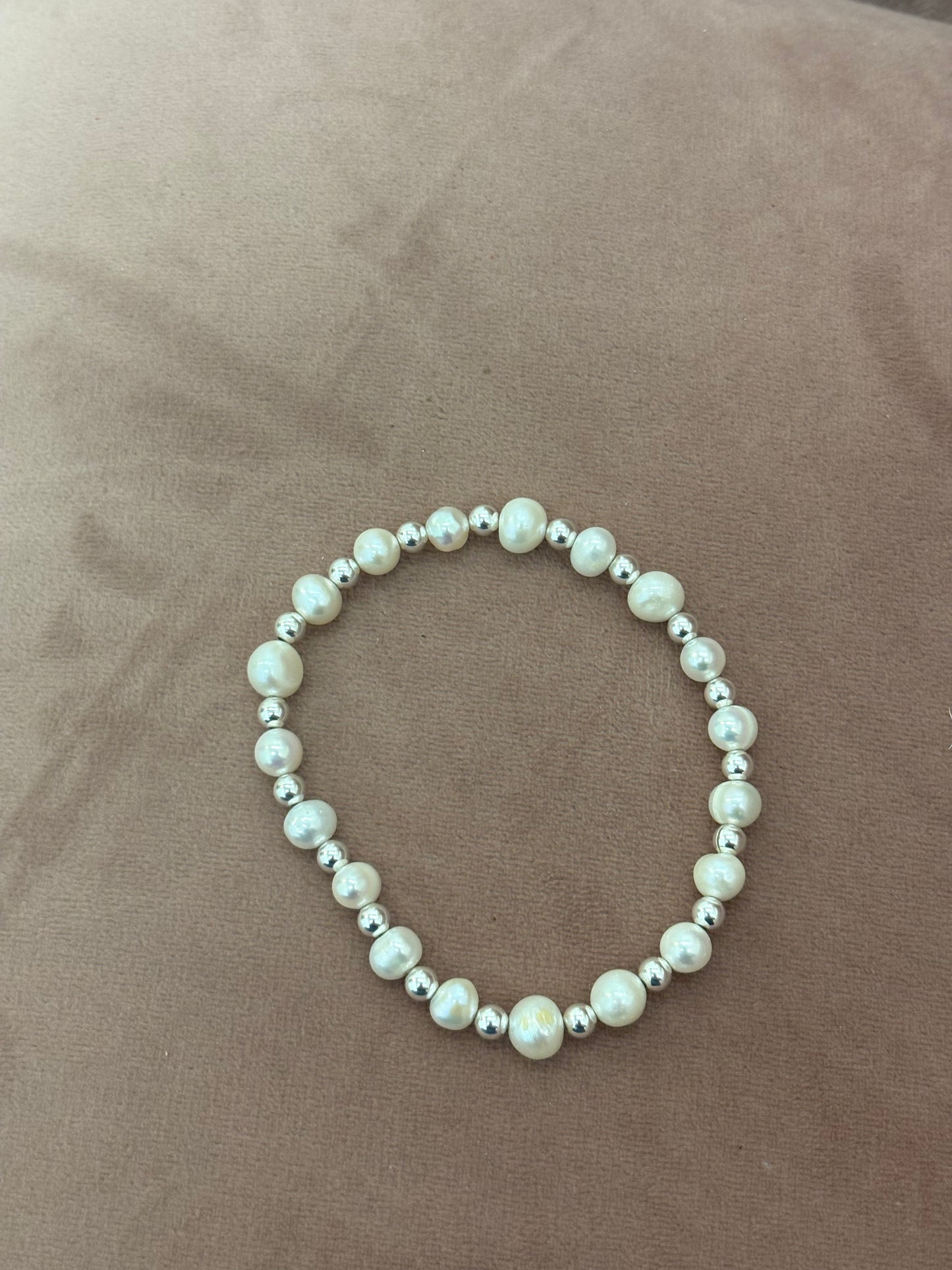 Pearl Glow Bracelet