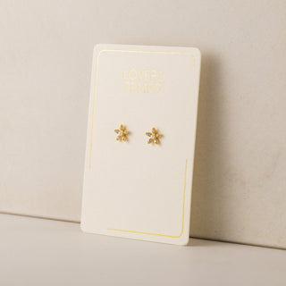 flower shaped stud earrings