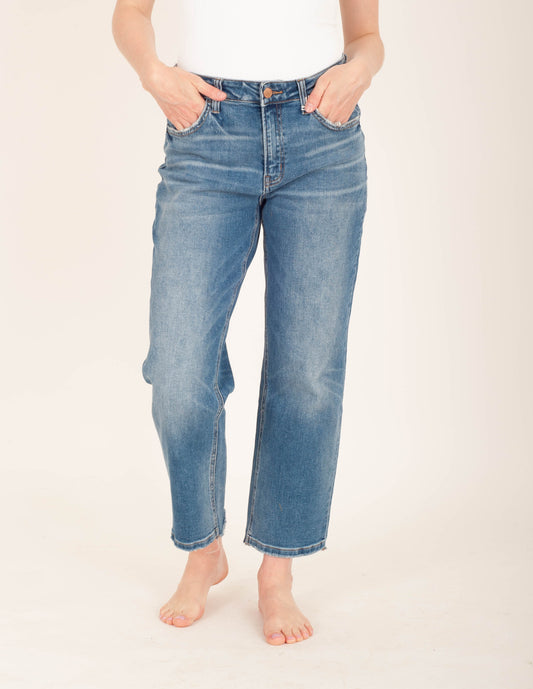 Stately Mid Rise Straight Jeans