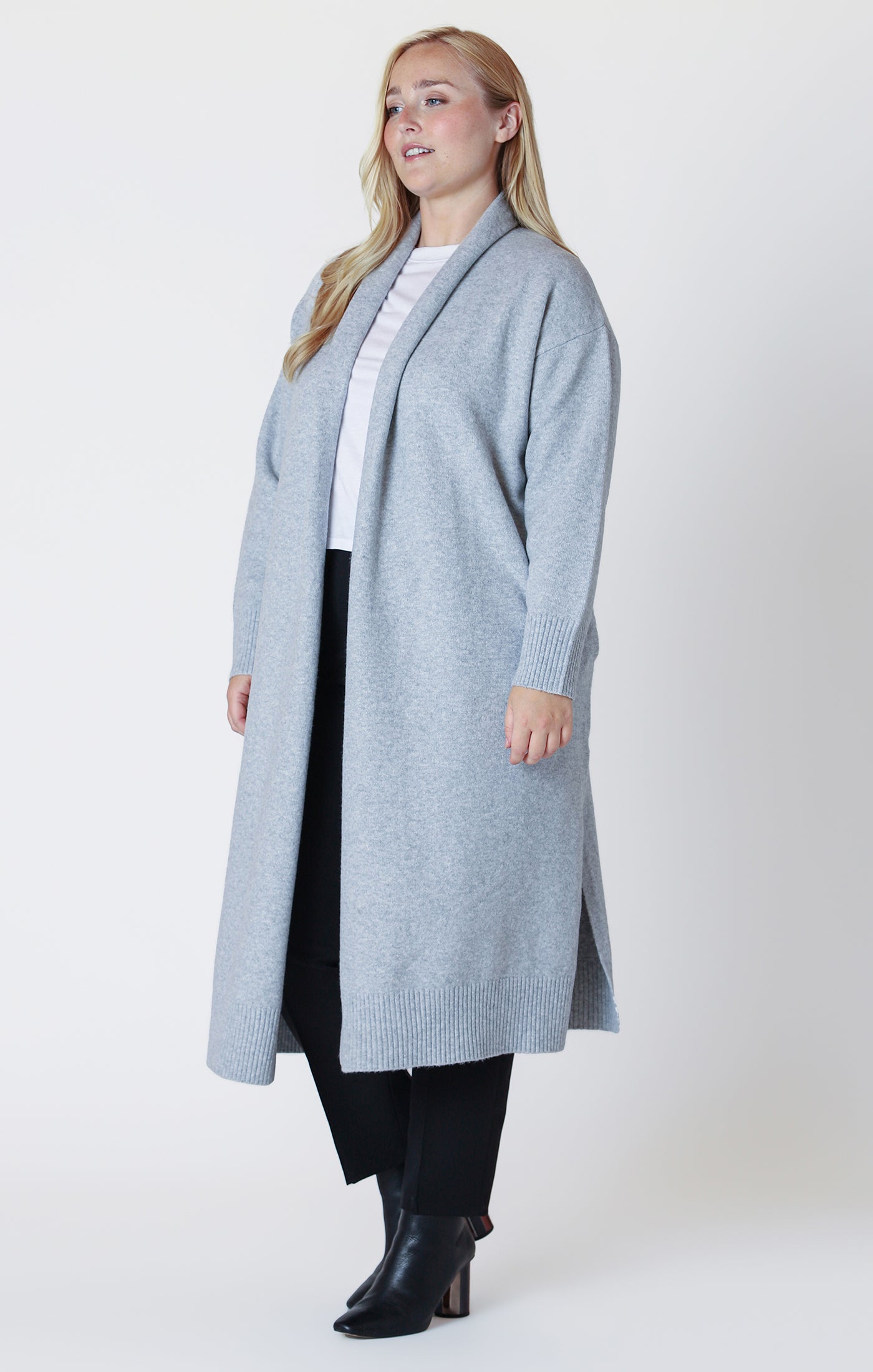 Curvy Kimberly Cardigan