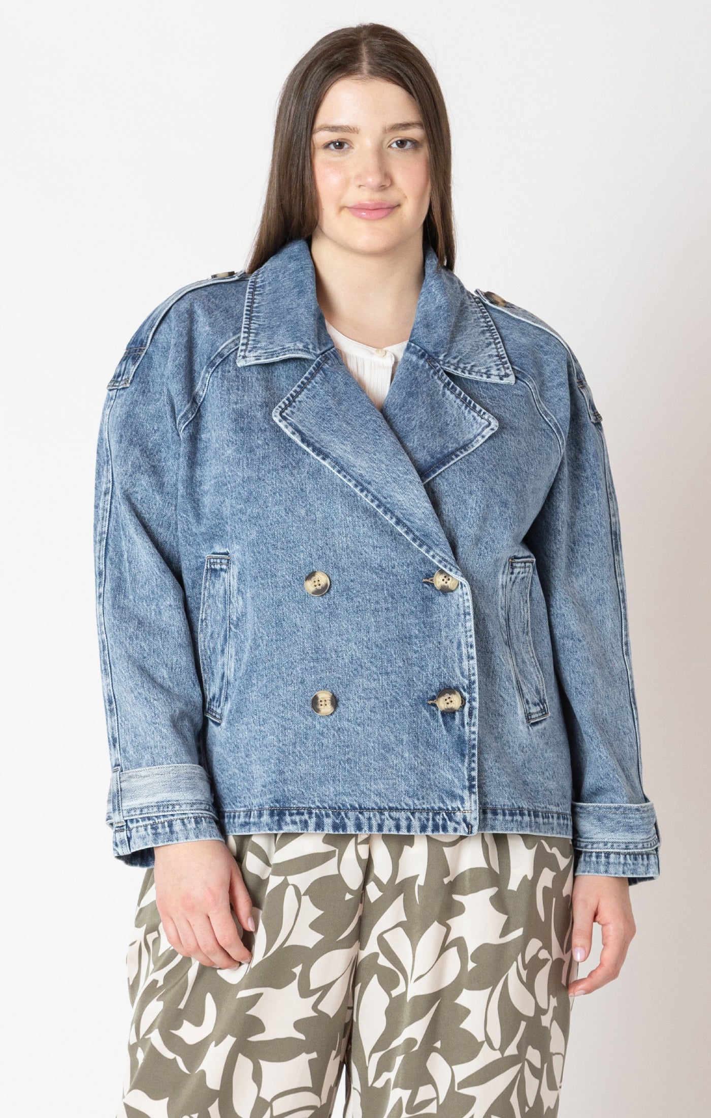 Curvy Elliot Denim Jacket